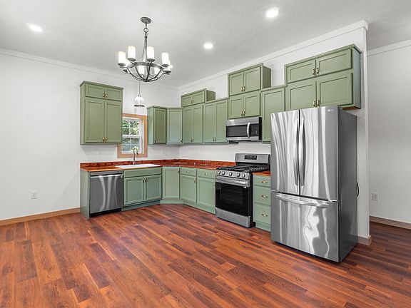 3rd image of 6653 Gorby Rd