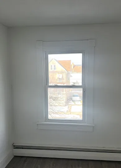 2 bed, $1,400 — Photo 3