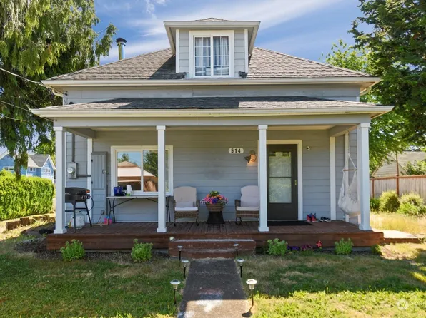 514 SW 5th Avenue, Castle Rock, WA 98611