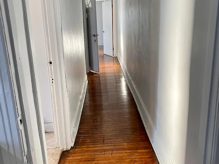 504 E Johnson St #3 — Photo 4