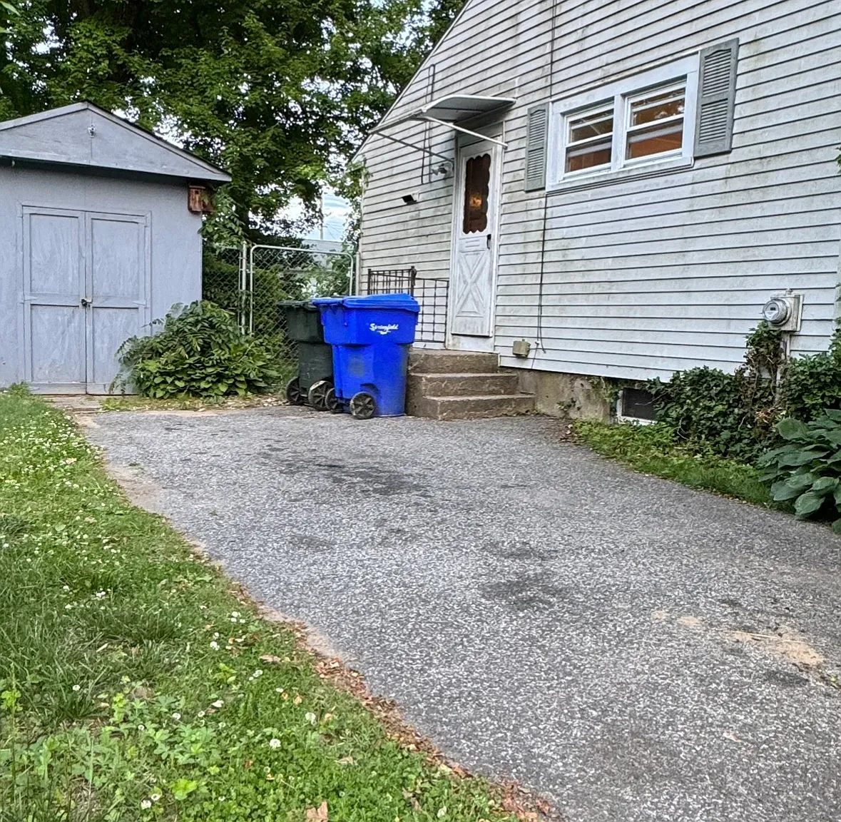 203 Pheland St — Photo 3
