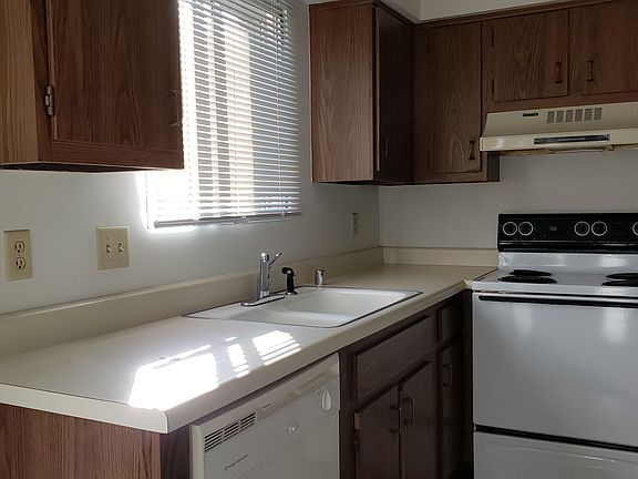 5th image of 1509 17th St #1509