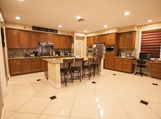 25285 Noble Canyon St, Corona, CA 92883