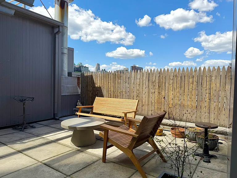 250 Manhattan Ave #1A — Photo 19