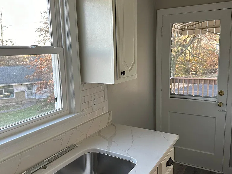 481 Kiwanis Ave — Photo 8