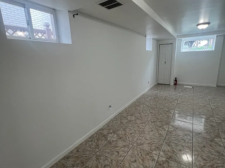 54 Greenmount Oregon Ave #1 — Photo 8