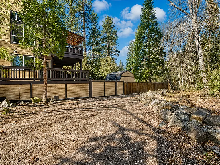 2116 Bernina Dr — Photo 19