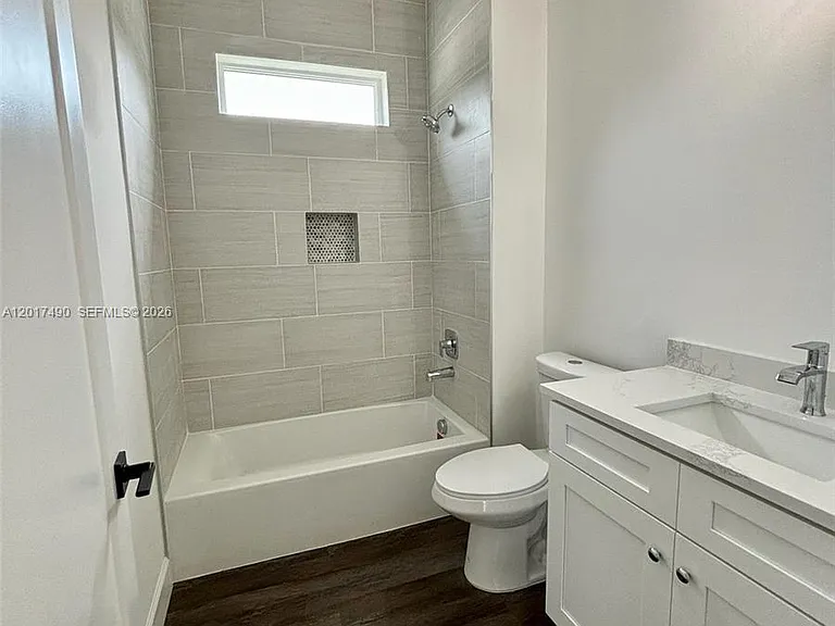 738 Harriet Ave SW — Photo 29