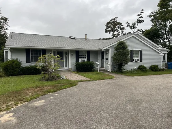 26 Meribah Lane, Falmouth, MA 02540