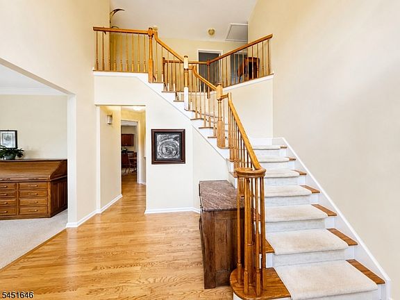 5th image of 80 Plum Brook Rd