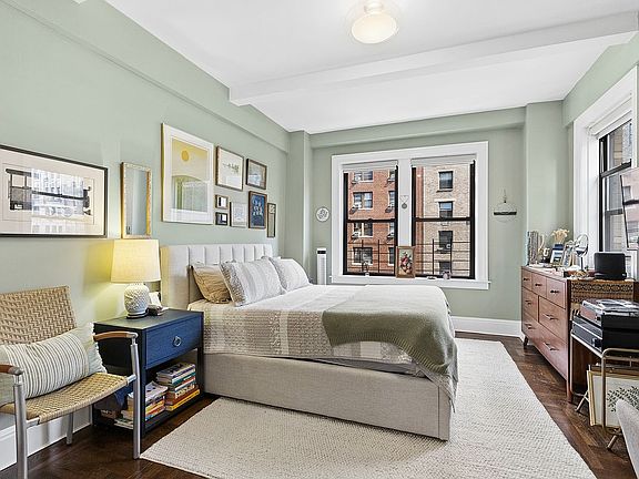 5th image of 328 W 86th St APT 10B