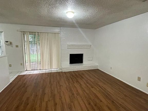 2nd image of 7431 La Place Dr