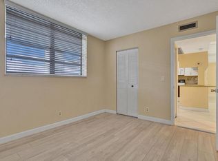 9420 Poinciana Pl APT 309, Davie, FL 33324