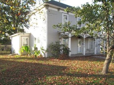 427 S Jefferson St, Centralia, MO, 65240