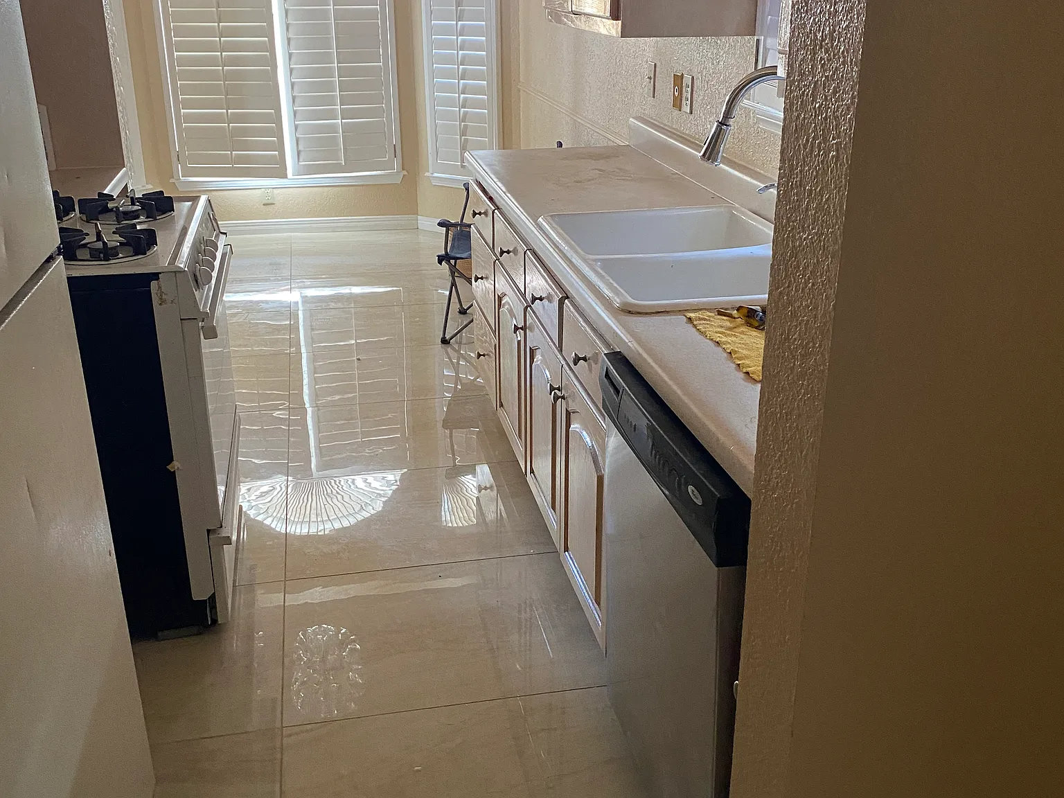 4 bed, 1640 sqft, $1,800 — Photo 2