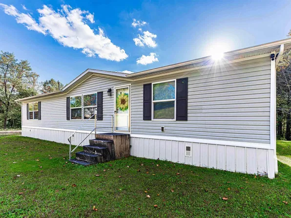 768 Nicholson Loop Rd, Morgantown, WV 26508