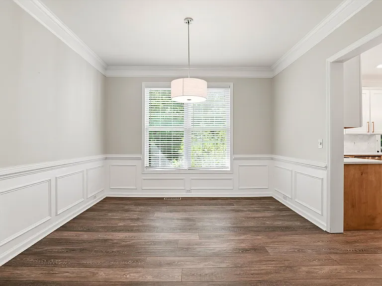 1152 Willoughby Ln — Photo 11