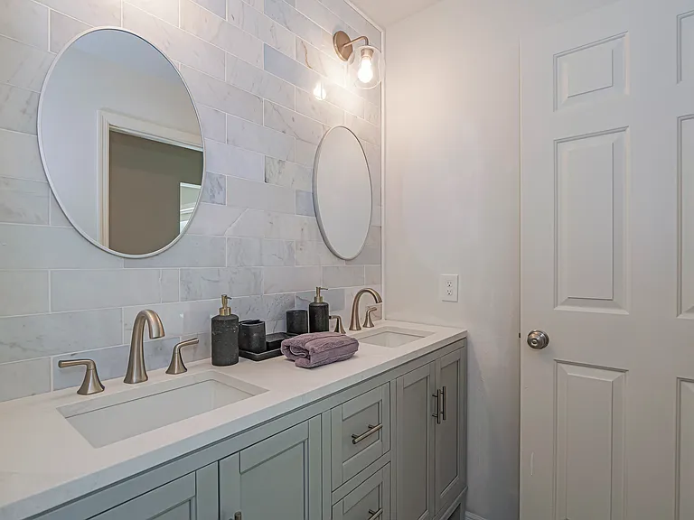 1405 Treasure Cove Ln — Photo 15