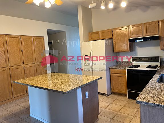 3rd image of 8648 W Paradise Ln