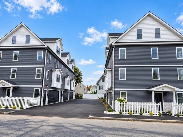 562 Gorham St #1, Lowell, MA 01852