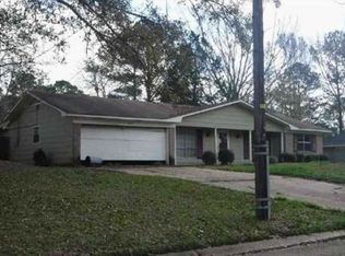 2626 Cliffwood Dr, Jackson, MS 39212