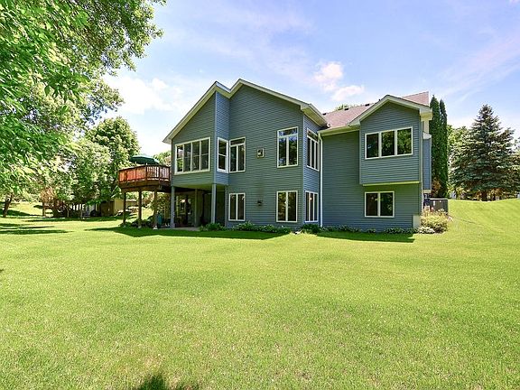 2nd image of 10200 Hilltop Ct