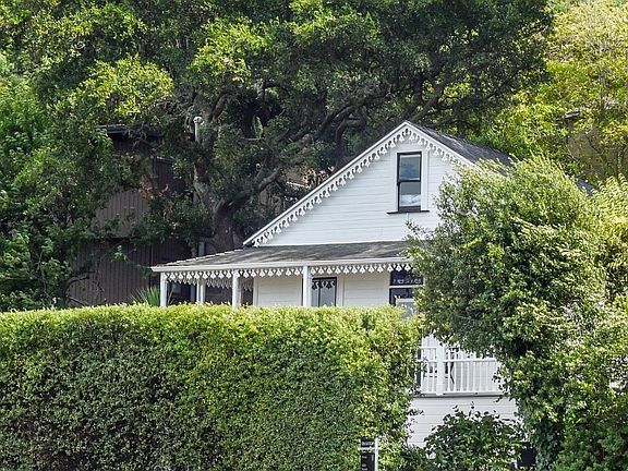 2nd image of 215 South Street