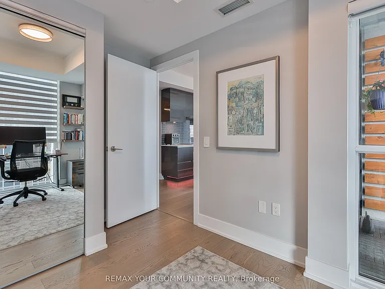 1 Yorkville Ave #4301 — Photo 24