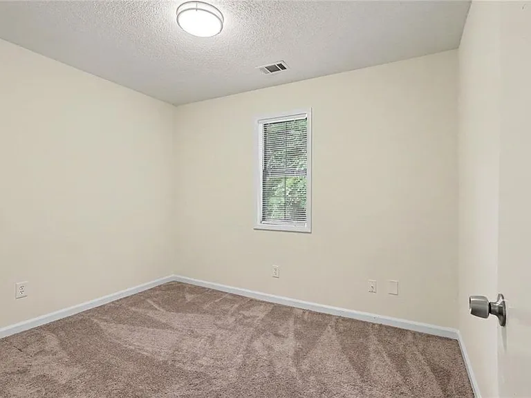 2623 Dorian Dr SW #D — Photo 12