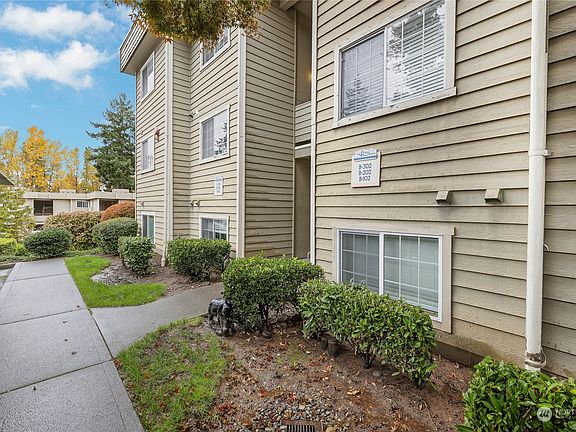 3rd image of 28307 18th Avenue S #B102