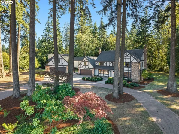 19703 NE 68th St, Vancouver, WA 98682