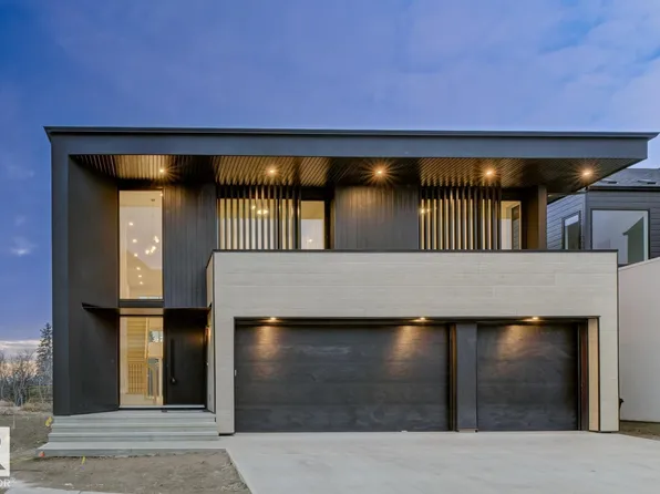 6090 Crawford Dr SW #7, Edmonton, AB T6W 4L7