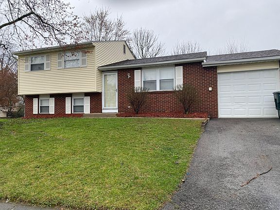 3rd image of 2589 Niantic Dr
