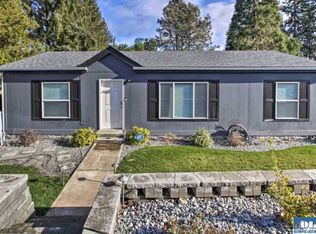 1021 Madrona Way, Sequim, WA 98382