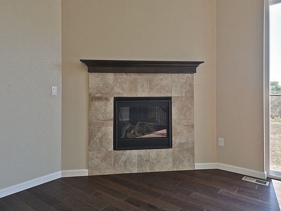 Crackling Fireplace