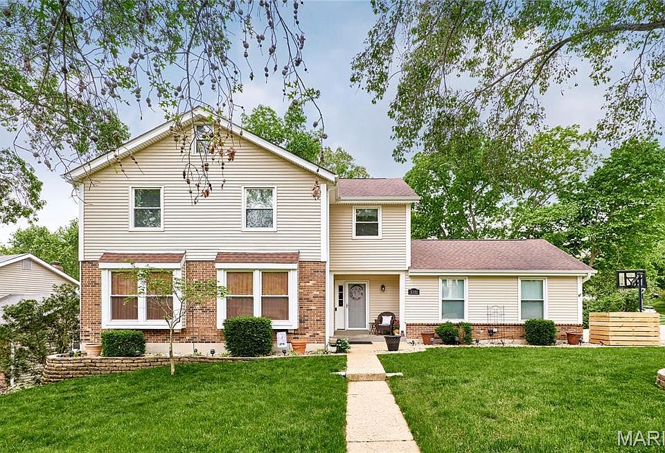 1st image of 5811 White Pine Dr