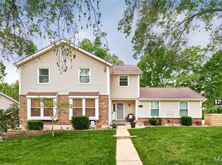 5811 White Pine Dr, Saint Louis, MO