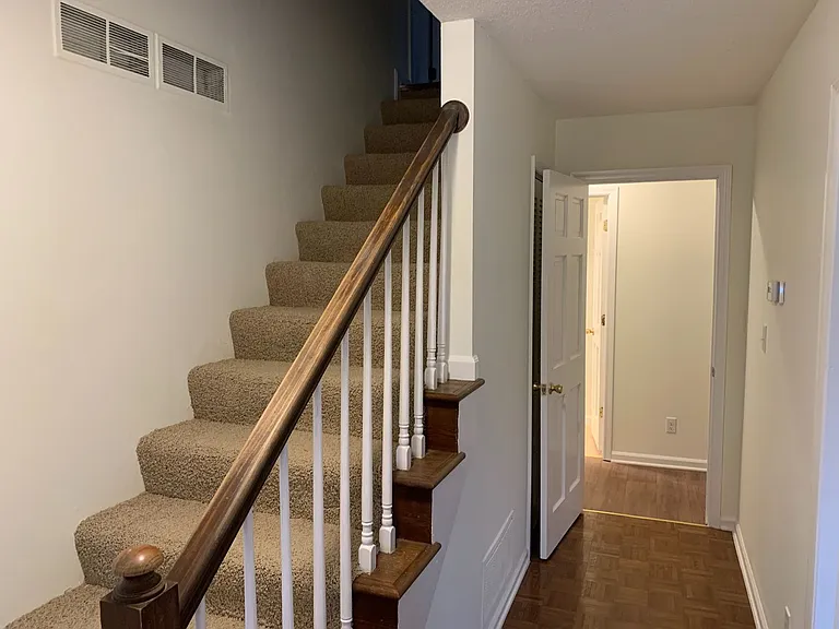 200 Rollingwood Dr — Photo 22