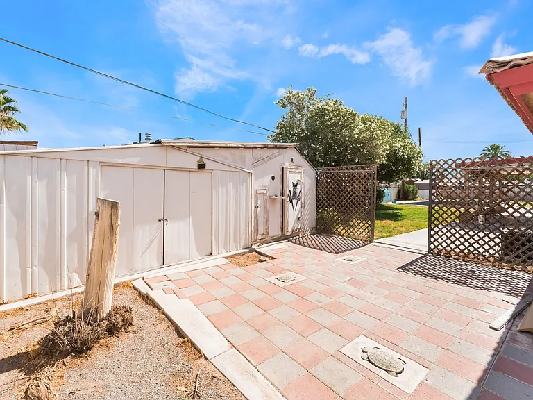 2108 Reynolds Ave — Photo 38