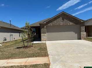 11632 Annette Dr, Yukon, OK 73099
