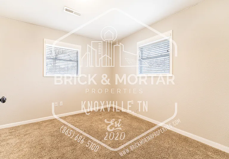 837 Teffeteller Ln — Photo 30