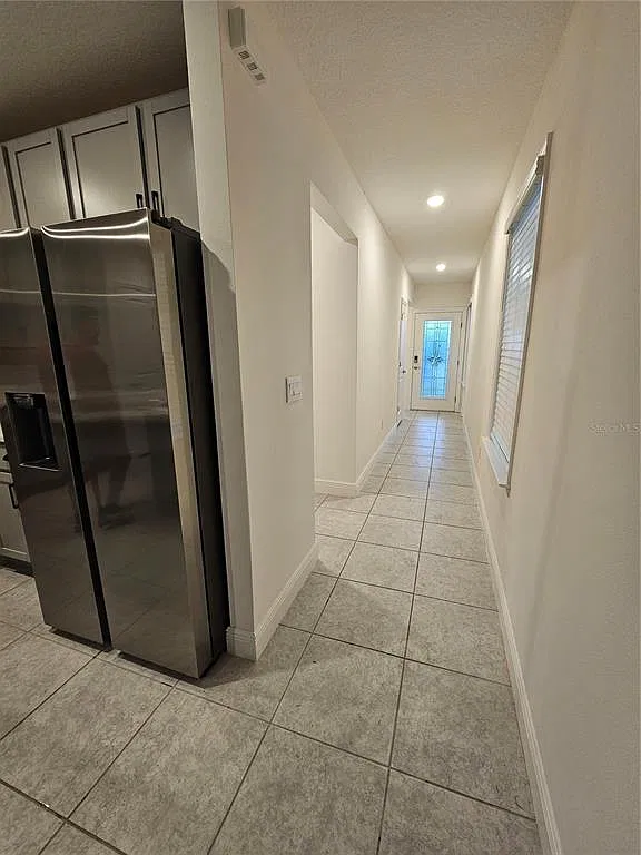 3 bed, 2.0 bath, 1680 sqft, $2,300 — Photo 2