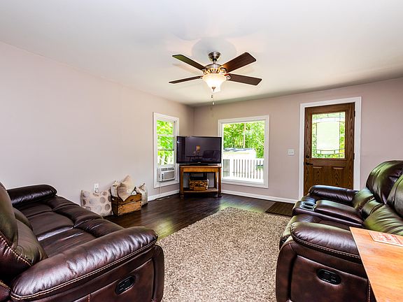 5th image of 7591 Campbell Ave