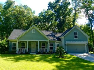 211 Black Skimmer Dr W, Beaufort, SC 29907