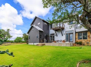 1556 Pfiester Rd, Fredericksburg, TX 78624