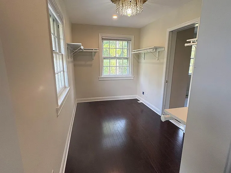 490 Bancroft Rd — Photo 21