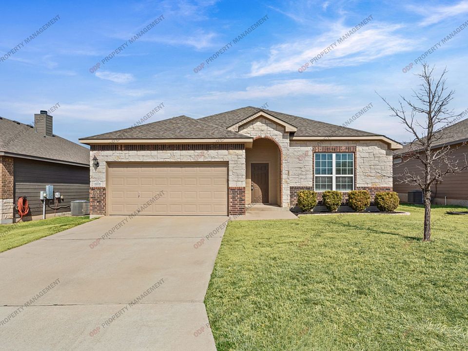 1st image of 8108 Honeysuckle Dr