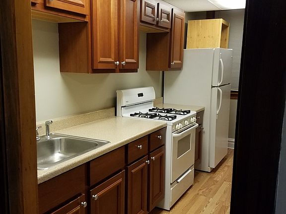 4th image of 4631 N Keating Ave