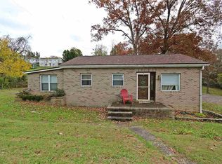 5011 W Pea Ridge Rd, Huntington, WV 25705