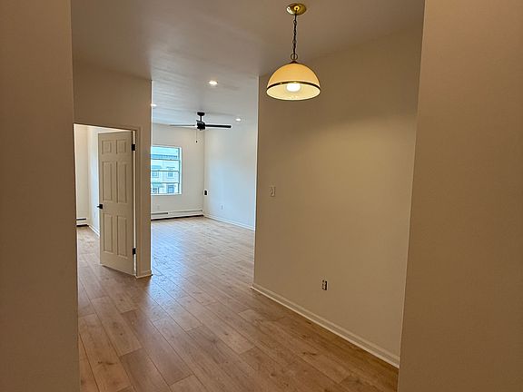 3rd image of 124 Sumpter St #2